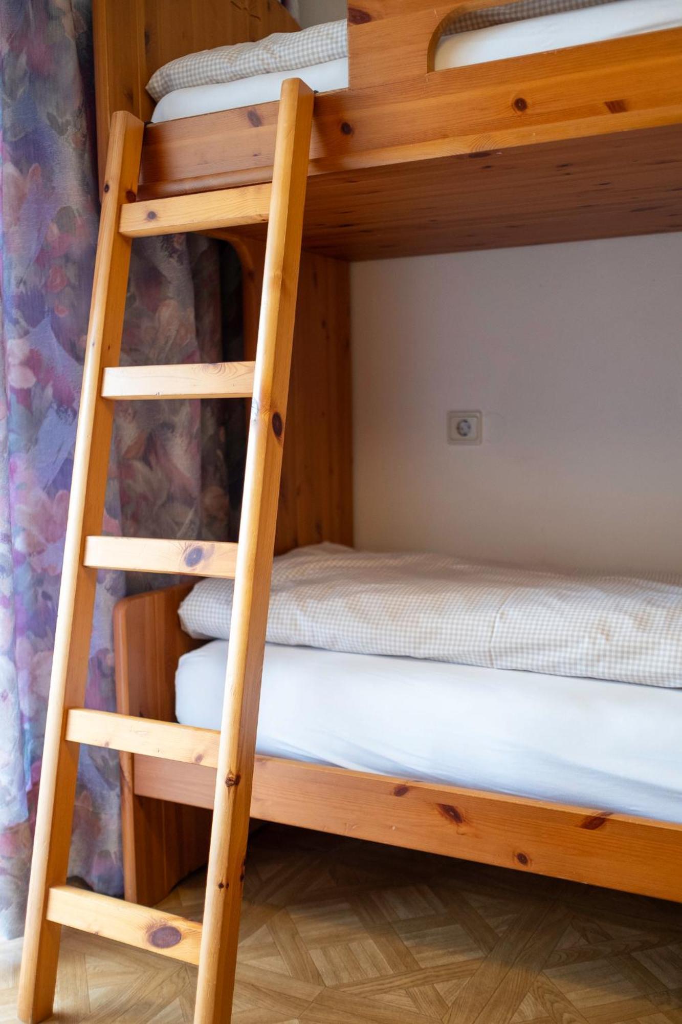 Residence Obermoarhof - Family Apartments With Pool & Playground Вандойес Экстерьер фото