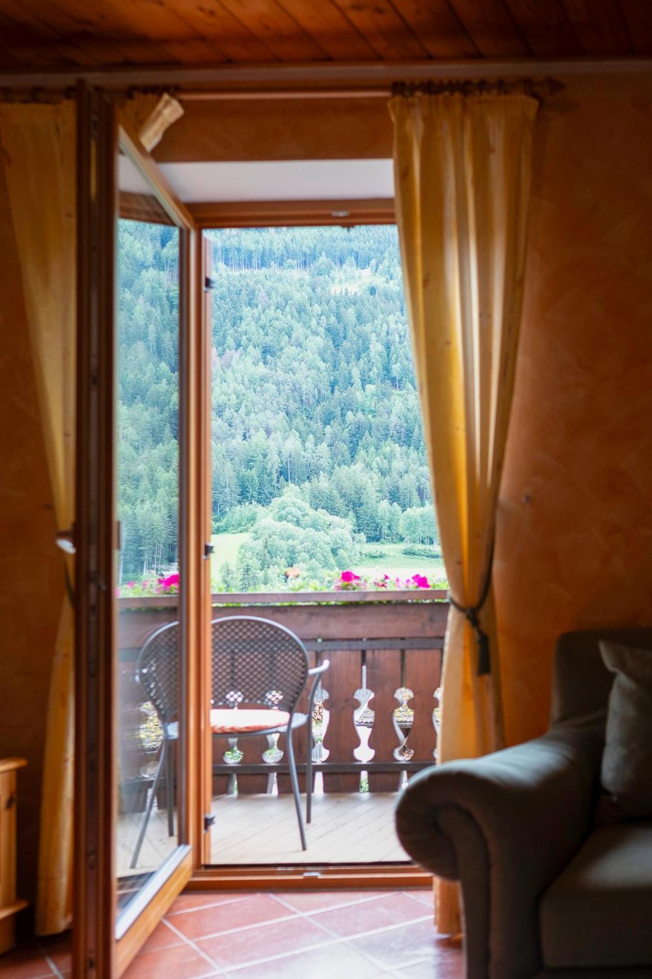 Residence Obermoarhof - Family Apartments With Pool & Playground Вандойес Экстерьер фото