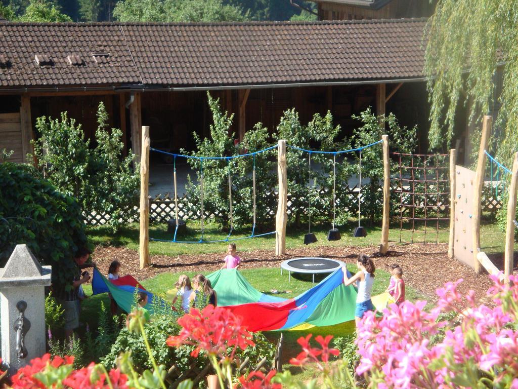 Residence Obermoarhof - Family Apartments With Pool & Playground Вандойес Экстерьер фото